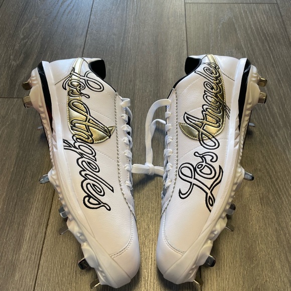 cortez baseball cleats